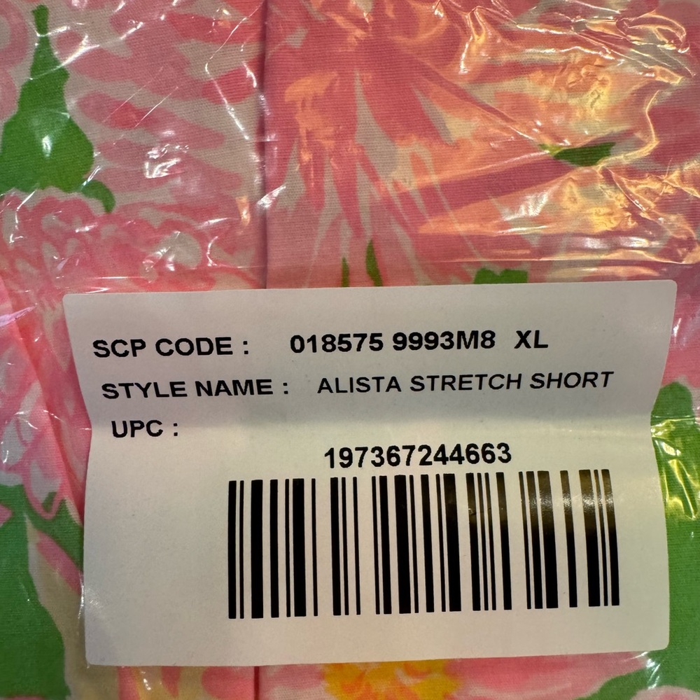 Lilly Pulitzer Alista Floral Pink and Green Shorts - Picture 3 of 4